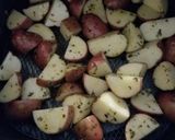 A picture of step 3 of Airfryer Roasted Potatoes.