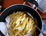 A picture of step 4 of Chips masala and kachumbari.