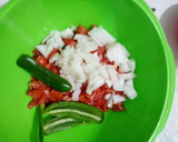 Foto del paso 2 de la receta: Calabacitas entomatadas c/queso