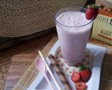 Gambar langkah 5 resipi Strawberries Soy Smoothies.
