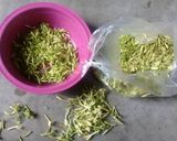 Foto langkah ke 1 dari resep Oseng bunga pepaya.
