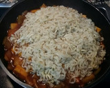 Foto del paso 3 de la receta: Noodles con verduras agridulces y patas rusas