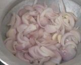 A picture of step 1 of Shaahi paneer.
