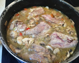 Foto del paso 3 de la receta: Contramuslos de Pollo con Champiñones y Papas