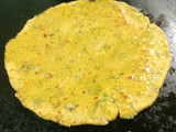 બાજરા ના મેથી કોથમીર લસણ ના ક્રીસપી ઢેબરા