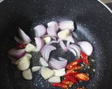 Gambar langkah 2 resipi Bendi Goreng Belacan.