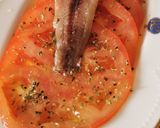 Foto del paso 2 de la receta: Tosta de sardina (arengades) con tomate