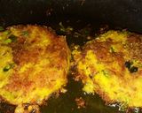A picture of step 3 of Aloo tikki burgers.