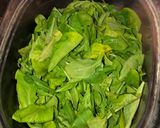 A picture of step 1 of Arugula Salad with Parmesan and Beef.