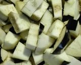 A picture of step 1 of Aaloo Began (Brinjal) Fry.