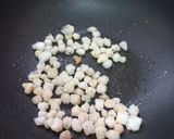 A picture of step 1 of Acacia gum iced milkcake.