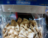 Foto del paso 3 de la receta: Farfalle de boletus con salsa de parmesano y champiñones