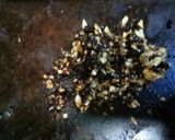 A picture of step 2 of Toufu steam shrimp.