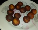 A picture of step 1 of Vanilla icecream with gulabjamun.