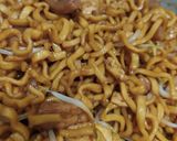 Foto langkah ke 4 dari resep Mie Goreng Babi.
