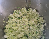 Foto del paso 2 de la receta: Crema de calabacín, hinojo y cebolla en Monsieur Cuisine