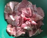 Foto langkah ke 1 dari resep Kalio Daging Sapi Ubi Jalar.
