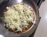 વેજ ચીઝ પીઝા(Veg Cheese Pizza recipe in gujarati) રેસીપી સ્ટેપ4ફોટો