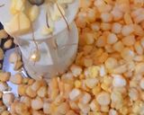 A picture of step 2 of Chicken corn soup.