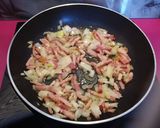 Foto del paso 1 de la receta Timbal de arroz con bacon y setas y espárragos