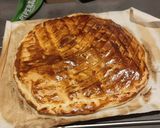 Une image de l'étape 2 de Galette des rois au chocolat 🍫.