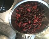 A picture of step 4 of Spicy Bean Burger.