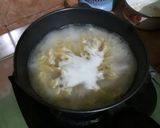 Foto langkah ke 1 dari resep Fusilli Alfredo Pasta.