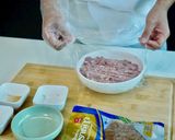 รูปขั้นตอนการทำที่ 2 ของ หมูเด้งไชโป้วสับทอด by ชฎา