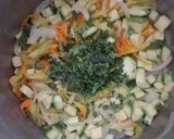 Foto del paso 7 de la receta: Zuppa di fiori di zucca (Sopa de flores de calabaza)