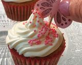 Фото кроку 2 до 🧁 Чарівно-вампірські кекси з полуницею та білим шоколадом.