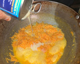 கேரட் அல்வா ரெசிபி ஸ்டேப் 2 புகைப்படம்