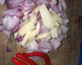 Foto langkah ke 3 dari resep Sayur Labu Siam Udang Rebon Praktis.