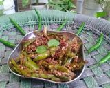 A picture of step 6 of Tadka masala mirchi.