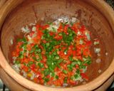 Foto del paso 5 de la receta: Mariscos en salsa de tomate con arroz en olla de barro