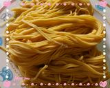 Foto langkah ke 3 dari resep Mie wortel + Bayem homemade.