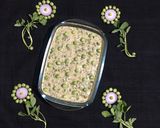 A picture of step 9 of Methi Matar Malai.