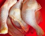 Sült csirkecomb héjában sült burgonyával recept fázis 3 fotója