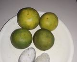 A picture of step 1 of Mosambi juice.