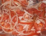 Foto del paso 1 de la receta: Costillas de cerdo con ensalada de tomates, cebolla