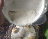 A picture of step 7 of Dahi Vada.
