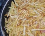 A picture of step 3 of Chicken fries Macaroni.