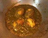 A picture of step 8 of Egg Hara Masala.