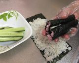 A picture of step 9 of Kawaii Sushi Roll.