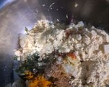 A picture of step 3 of Spinach kofta curry.