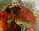 Gambar langkah 3 resipi Ayam Masak Merah Simple.