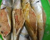 Foto langkah ke 2 dari resep 56. Kembung goreng isi sambal urap.