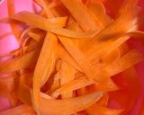 Foto langkah ke 1 dari resep Salad Wortel Enak Simple Segar Sehat.