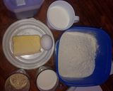 Foto del paso 1 de la receta: Medialunas riquísimas y esponjosas 🥐