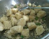 A picture of step 3 of Suji Dhokla.
