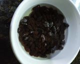 Foto del paso 2 de la receta: Helado con pasas de uvas al ron